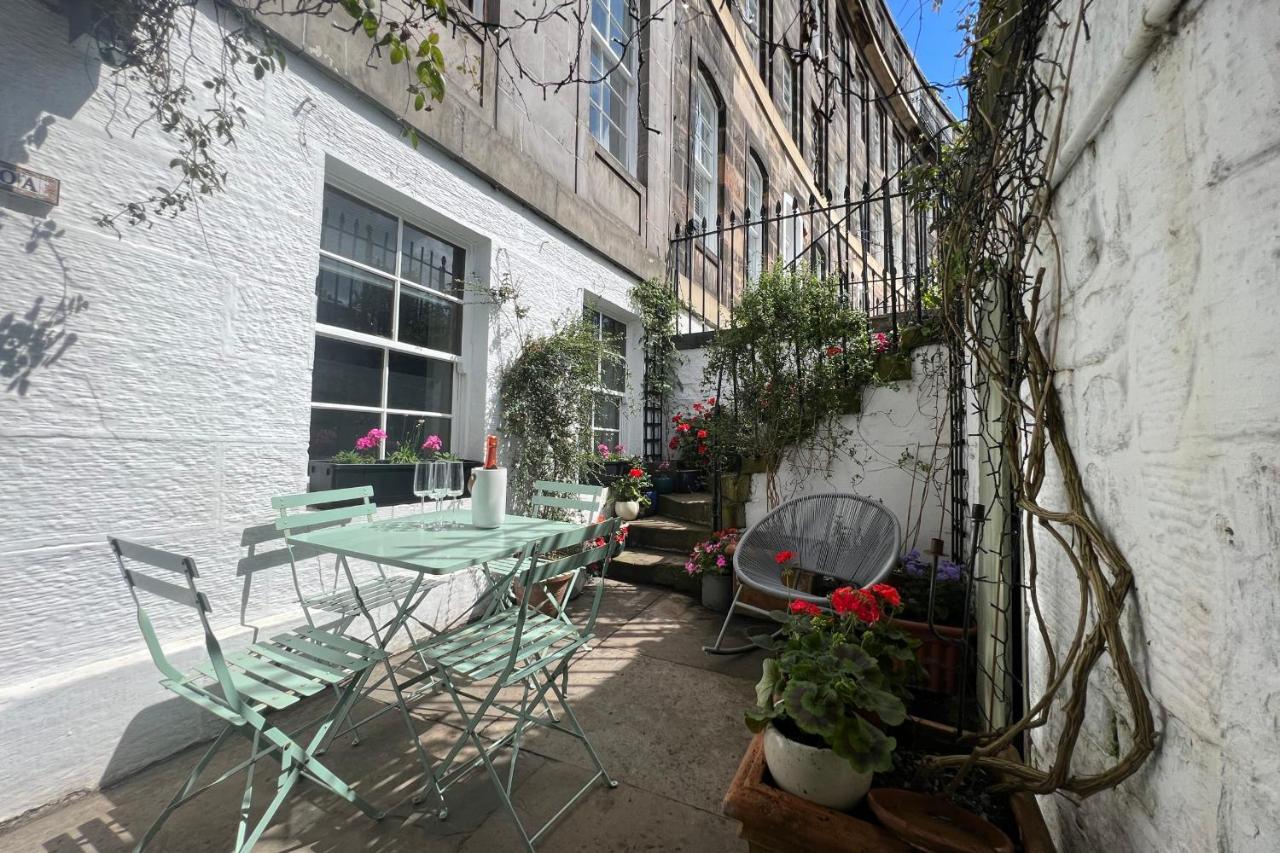 Guestready - Chic Flat In The Heart Of Edinburgh Apartment Exterior photo