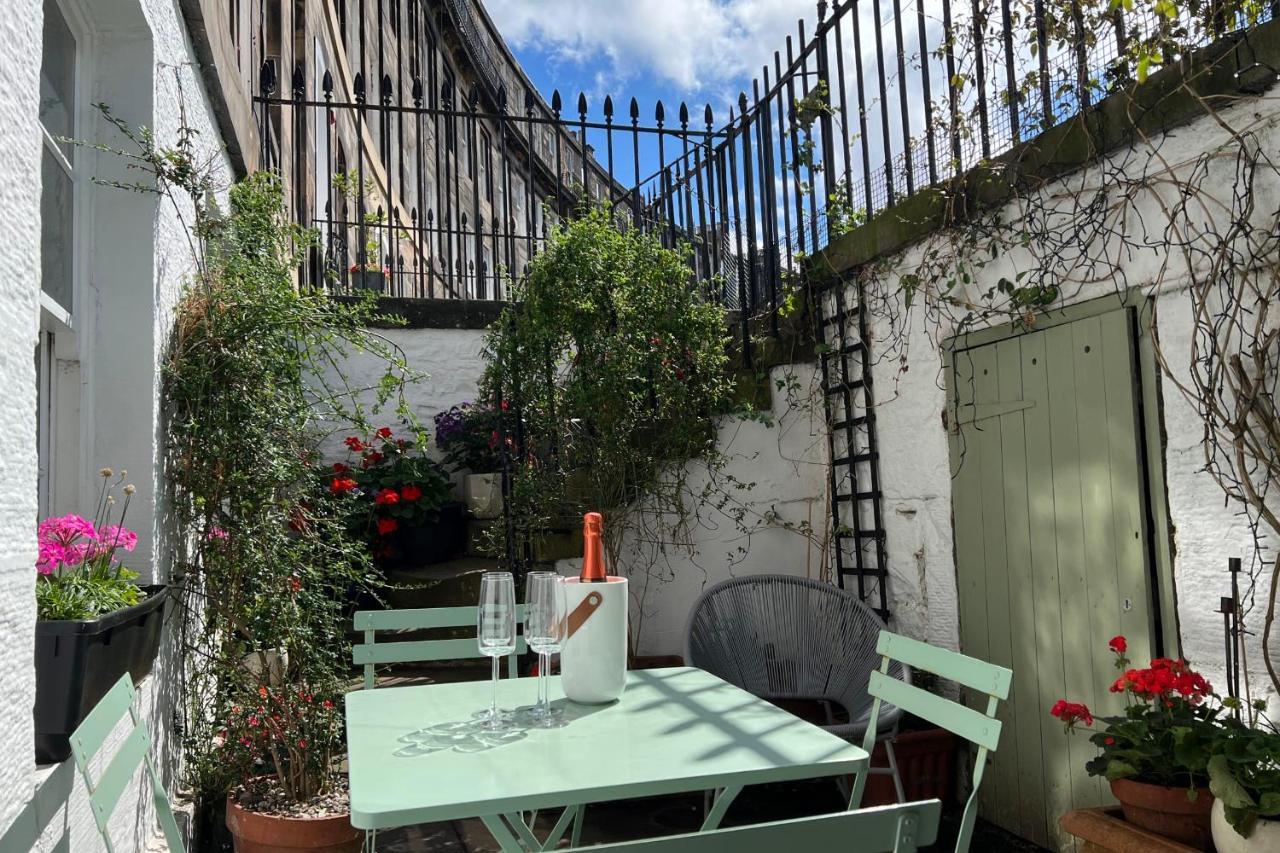 Guestready - Chic Flat In The Heart Of Edinburgh Apartment Exterior photo